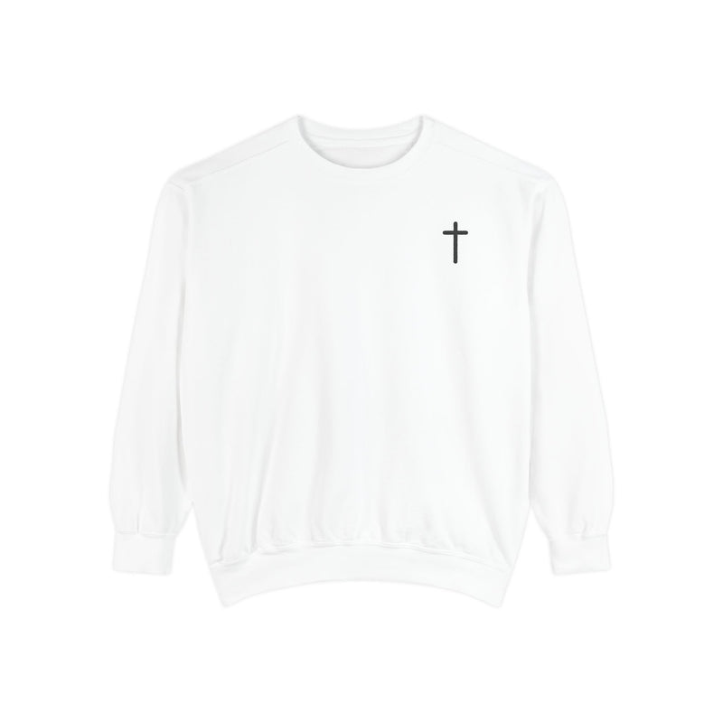 Faith-Inspired Unisex Sweatshirt - Jesus is King, Cozy Christian Apparel, Perfect for Casual Wear, Gift for Believers